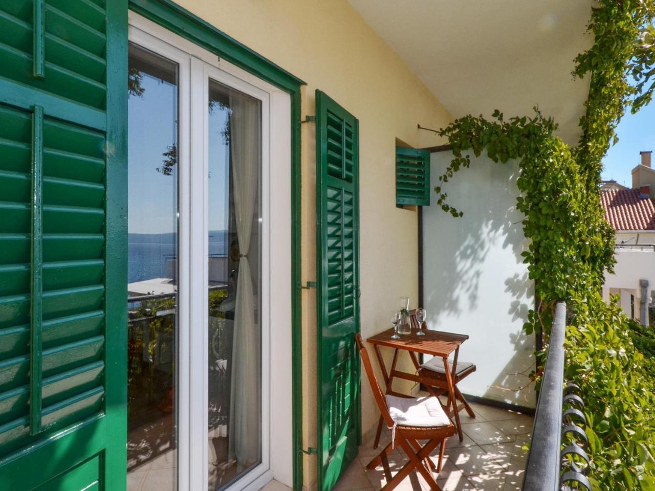 Apartments Nera Podstrana Exterior photo